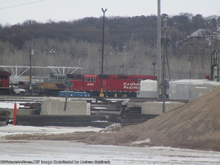 CP 2322 + 7011